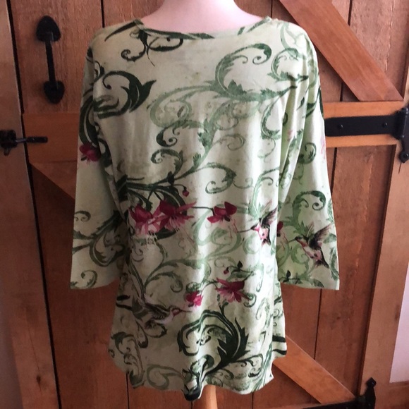 NEW WOMENS COLLECTIONS ETC. GREEN FLORAL TUNIC WITH HUMMINGBIRDS SEQUINS SIZE L - Picture 5 of 7